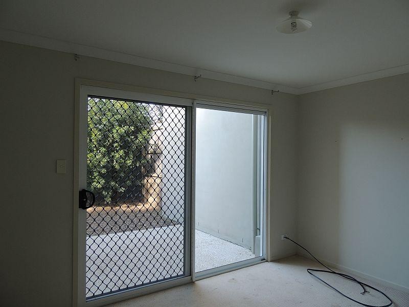 42 Atlantic Drive, Springfield Lakes QLD 4300