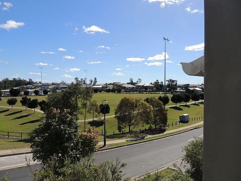 42 Atlantic Drive, Springfield Lakes QLD 4300
