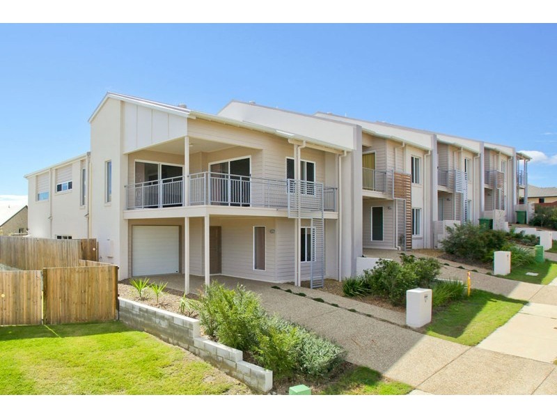 22 Park Edge Drive, Springfield Lakes QLD 4300