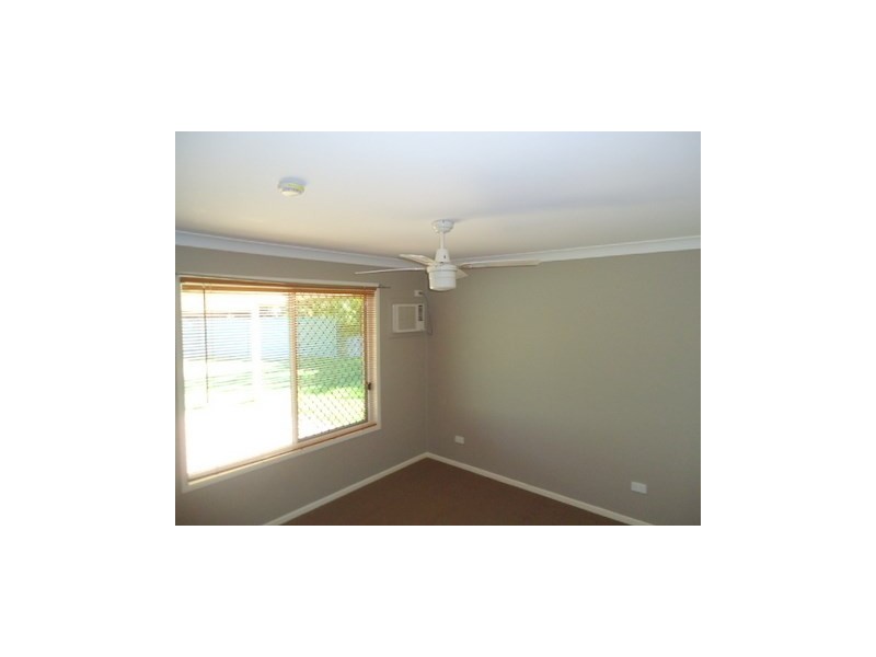 4 Cockatoo Place, Springfield QLD 4300