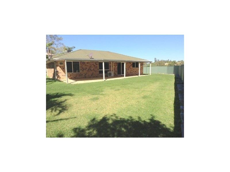 4 Cockatoo Place, Springfield QLD 4300