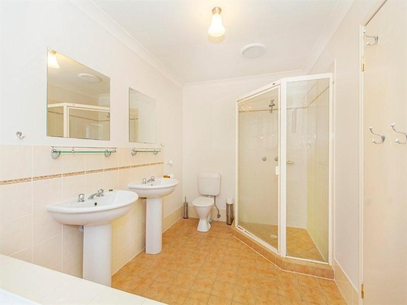 68 Eden Crescent, Springfield Lakes QLD 4300