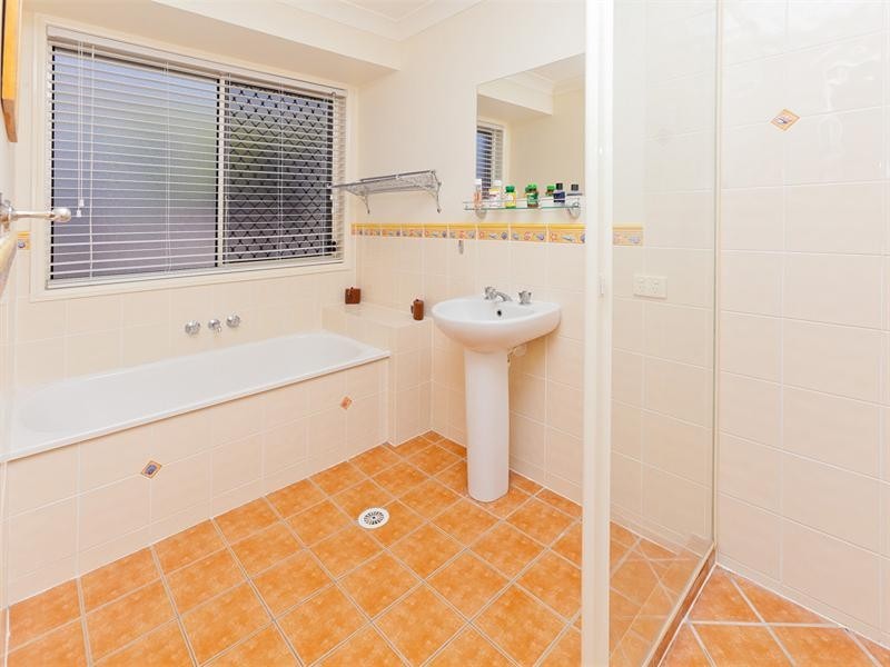 68 Eden Crescent, Springfield Lakes QLD 4300