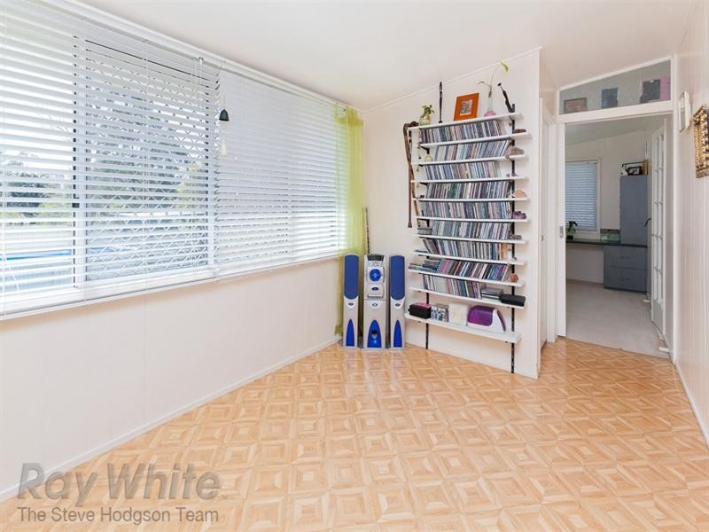 22 Nile Street, Riverview QLD 4303