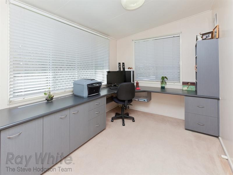 22 Nile Street, Riverview QLD 4303
