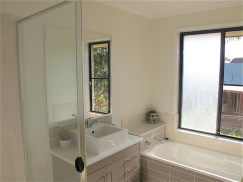 On Vanessa Court, Camira QLD 4300