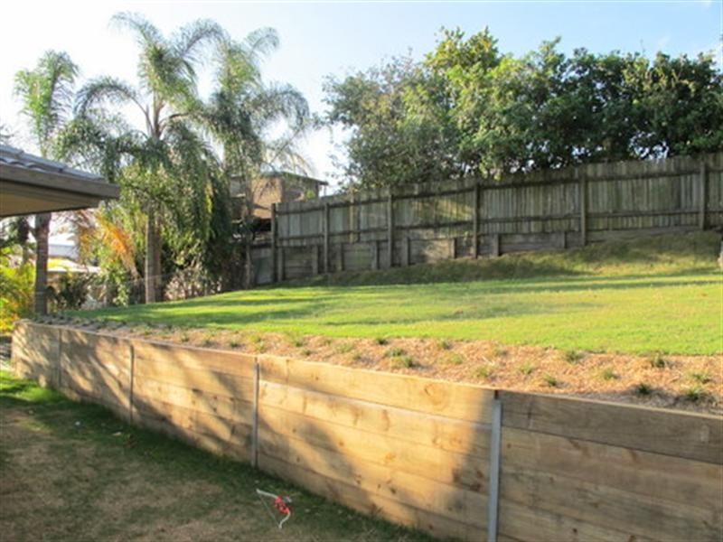 On Vanessa Court, Camira QLD 4300