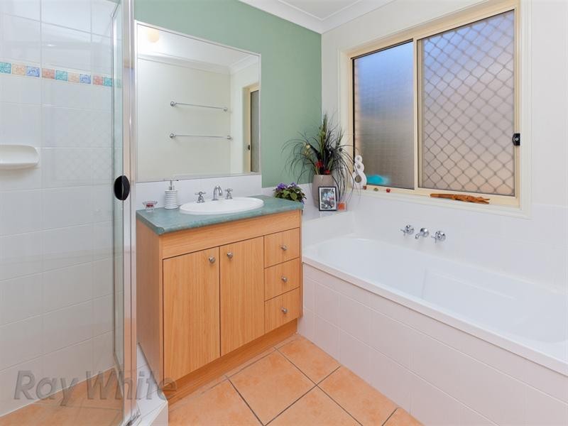 46 Lavender Street, Springfield Lakes QLD 4300