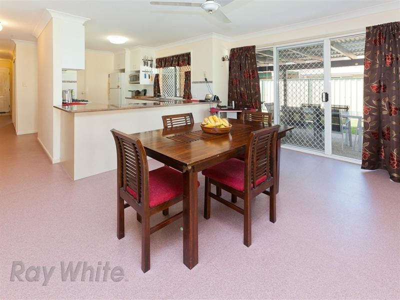 41 Jonquil Circuit, Flinders View QLD 4305