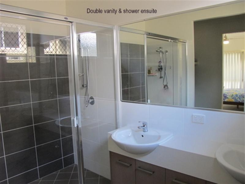 118 Grande Avenue, Springfield Lakes QLD 4300