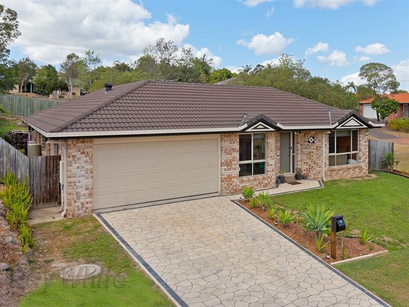 15 Scenic Crescent, Springfield QLD 4300