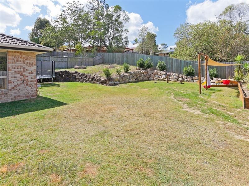15 Scenic Crescent, Springfield QLD 4300