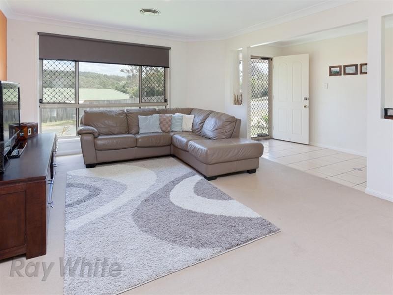 15 Scenic Crescent, Springfield QLD 4300