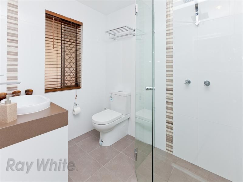 15 Scenic Crescent, Springfield QLD 4300