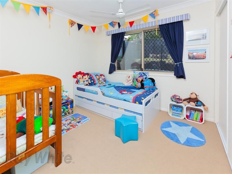 15 Scenic Crescent, Springfield QLD 4300