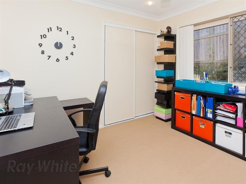 15 Scenic Crescent, Springfield QLD 4300