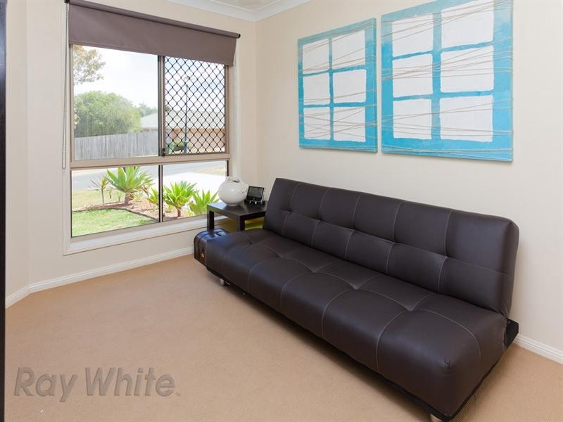 15 Scenic Crescent, Springfield QLD 4300