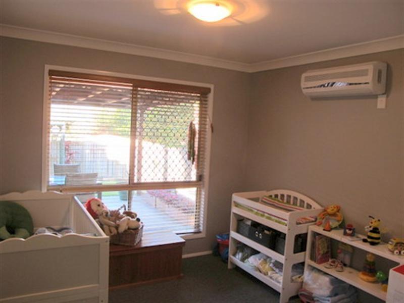 On Kertes Road, Camira QLD 4300