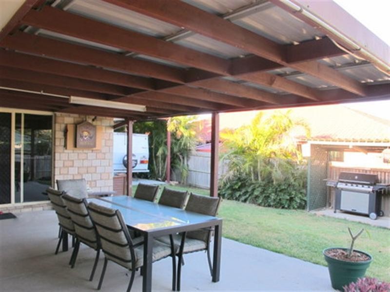 On Kertes Road, Camira QLD 4300