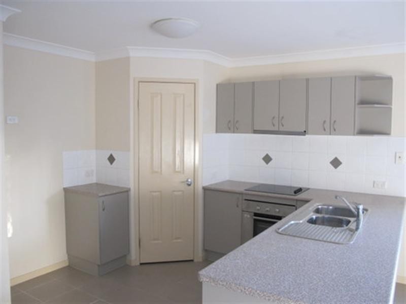 5 Hibiscus Way, Springfield Lakes QLD 4300