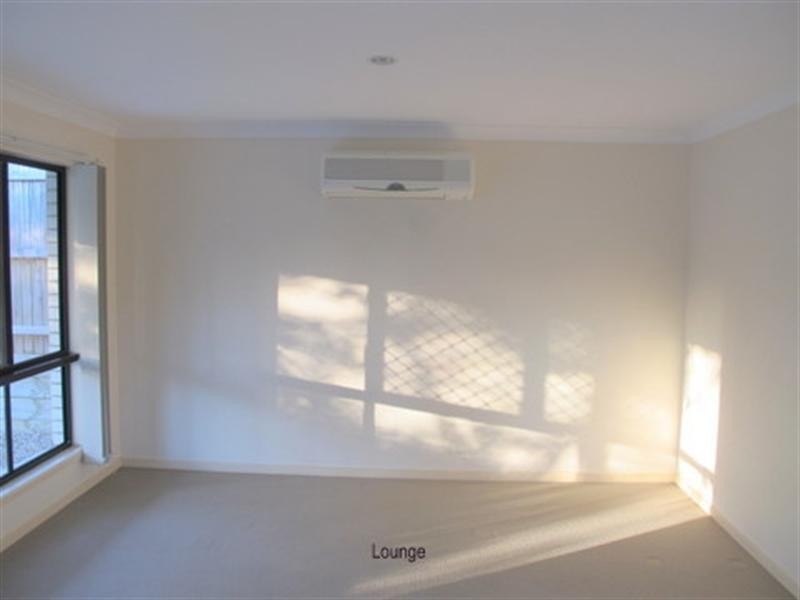 5 Hibiscus Way, Springfield Lakes QLD 4300