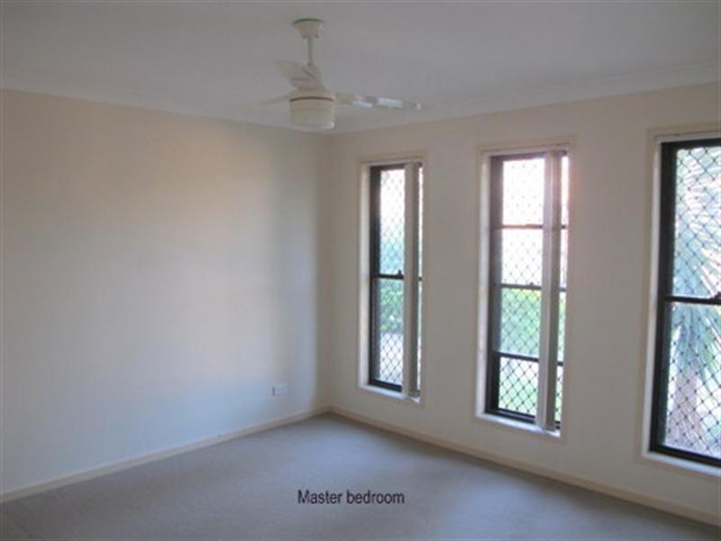 5 Hibiscus Way, Springfield Lakes QLD 4300