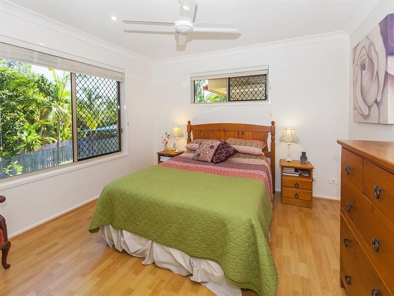 10 Derwent Place, Springfield QLD 4300