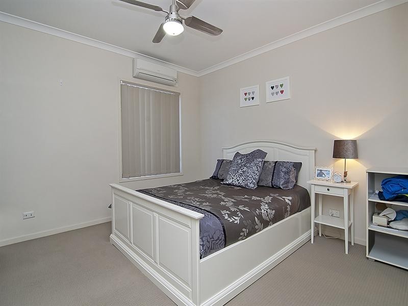 13 Riverside Crescent, Springfield Lakes QLD 4300
