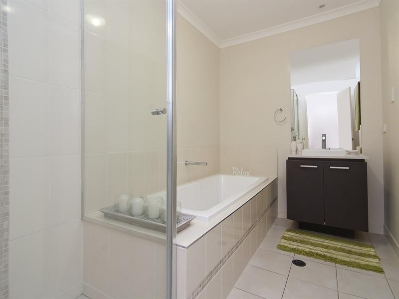 13 Riverside Crescent, Springfield Lakes QLD 4300