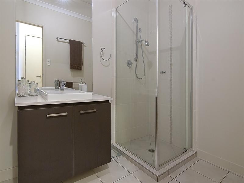 13 Riverside Crescent, Springfield Lakes QLD 4300