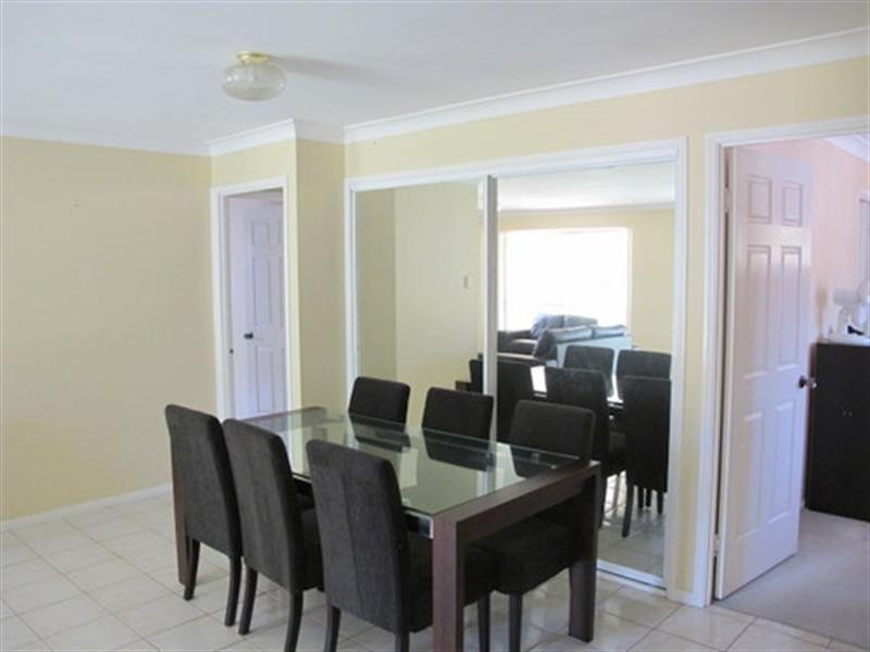 On Giza Court, Camira QLD 4300