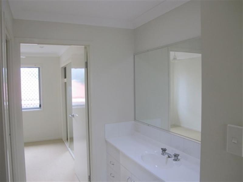 48 Elmwood Circuit, Springfield Lakes QLD 4300