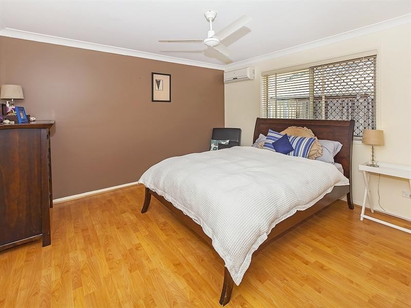 5 Emerson Close, Springfield Lakes QLD 4300