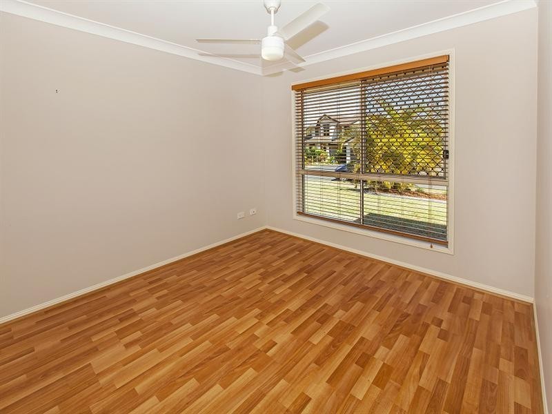 5 Emerson Close, Springfield Lakes QLD 4300