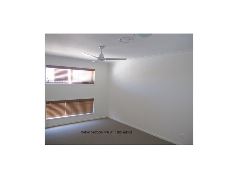 42 Valentine Circuit, Augustine Heights QLD 4300