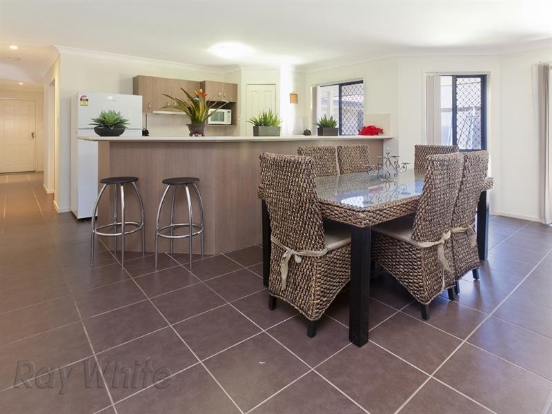 1 Sunview Road, Springfield QLD 4300