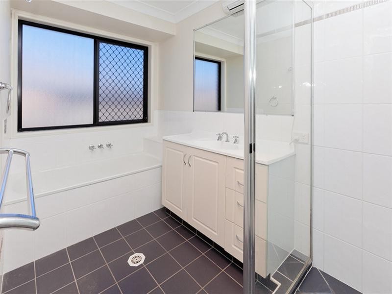 87 Sunview Road, Springfield QLD 4300