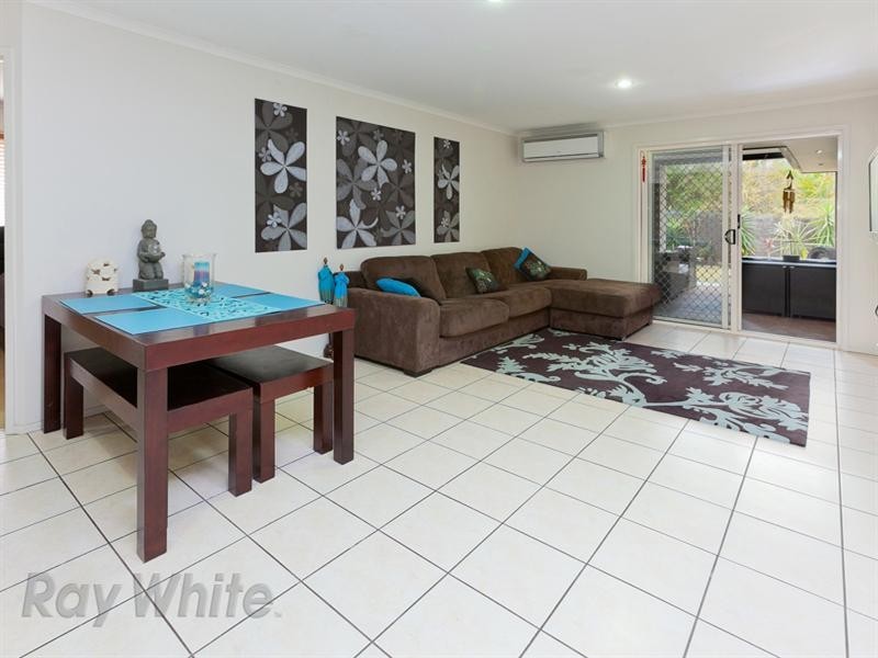 13 Park Grove Avenue, Camira QLD 4300