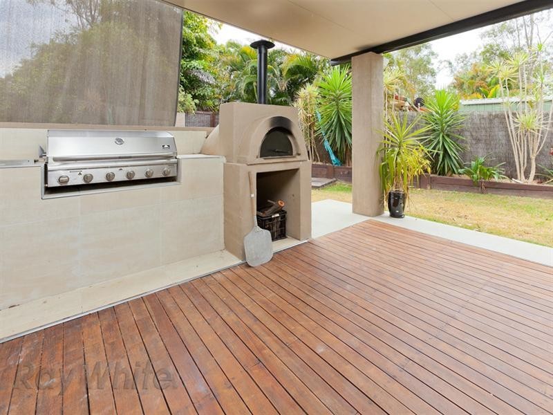 13 Park Grove Avenue, Camira QLD 4300