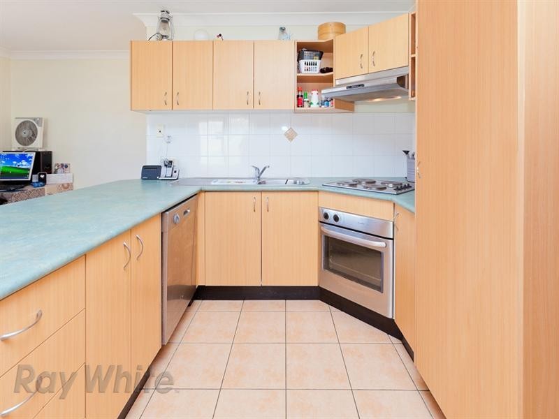 9 Rae Close, Camira QLD 4300
