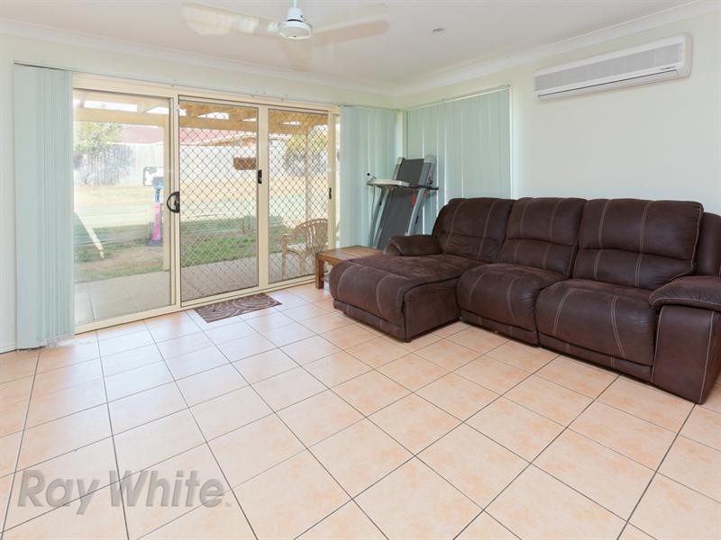 9 Rae Close, Camira QLD 4300