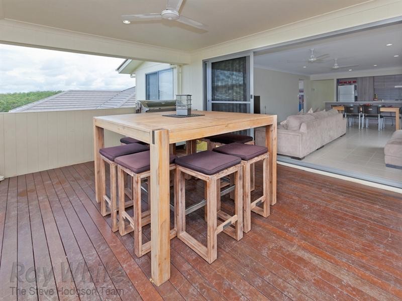 28 Greentrees Terrace, Springfield Lakes QLD 4300