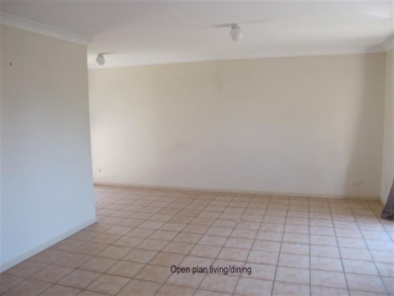 On Medici Place, Forest Lake QLD 4078