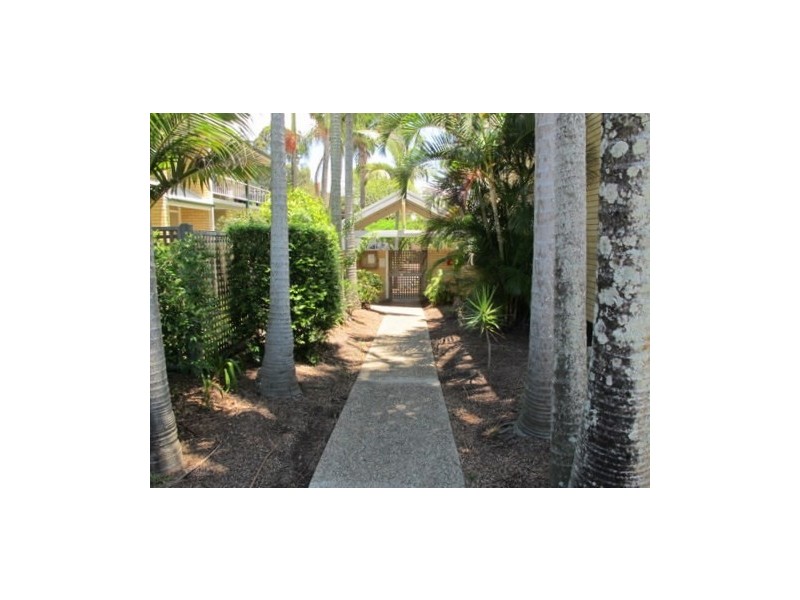 4/22 Warren Street, St Lucia QLD 4067