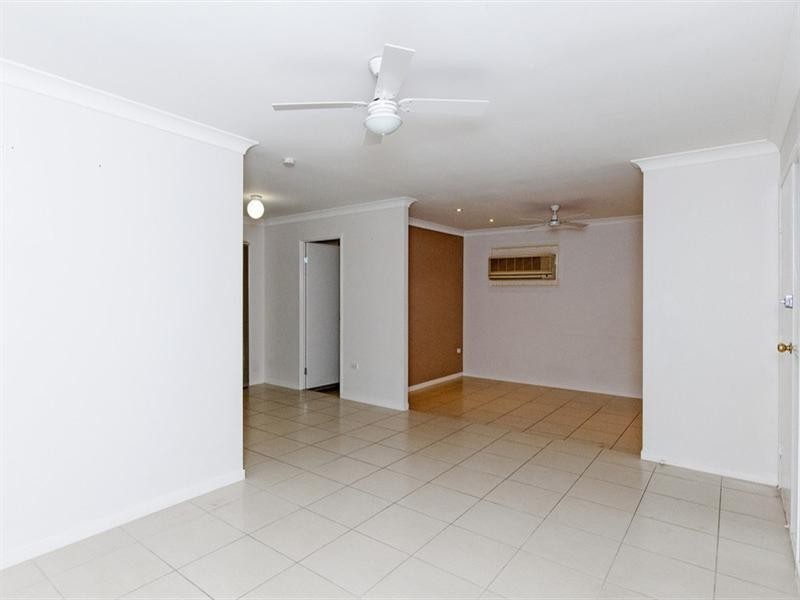 On Crystal Court, Camira QLD 4300