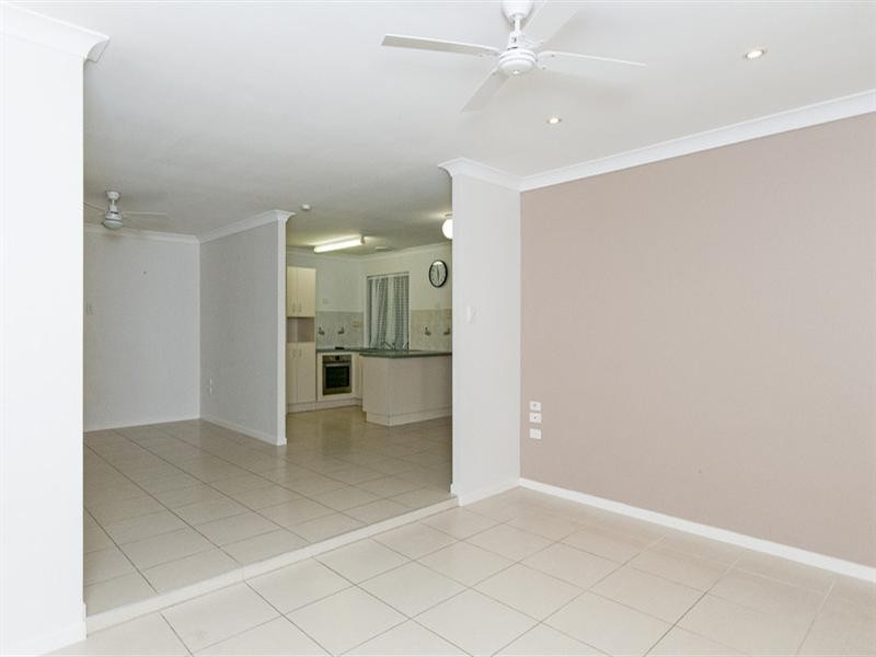 On Crystal Court, Camira QLD 4300