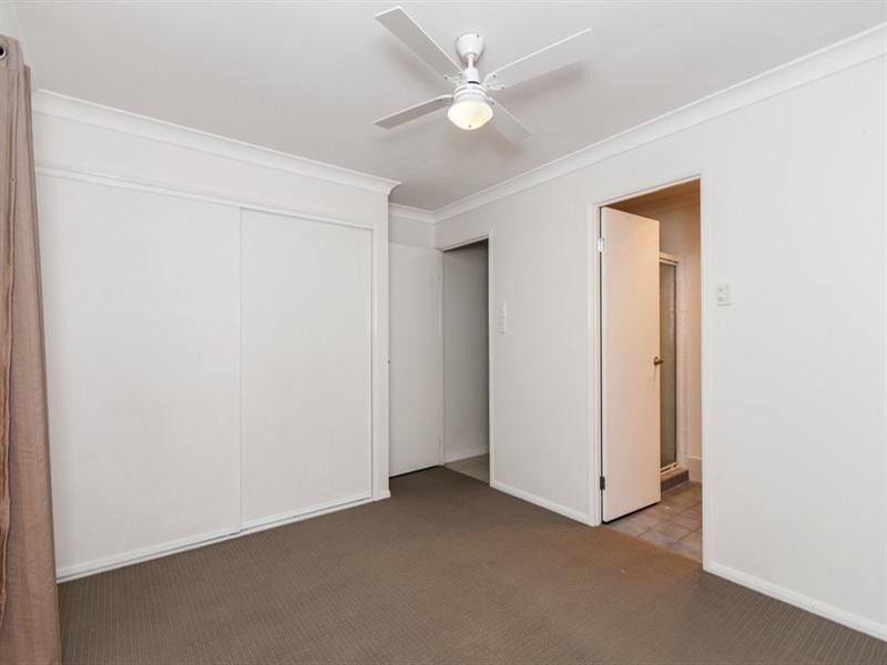 On Crystal Court, Camira QLD 4300