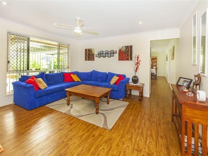 15 Forest View Crescent, Springfield QLD 4300