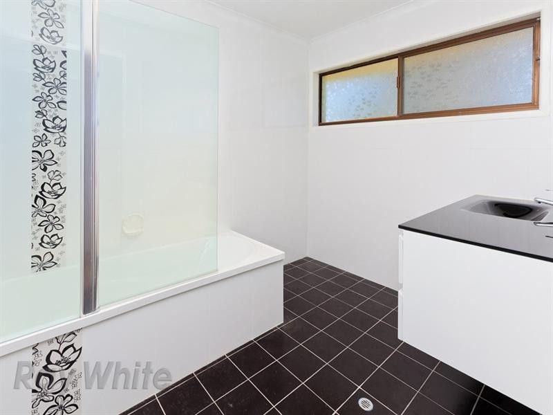 95 Cochrane Street, Camira QLD 4300