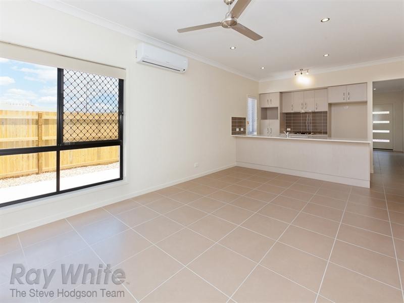 48 Parkland Drive, Springfield Lakes QLD 4300